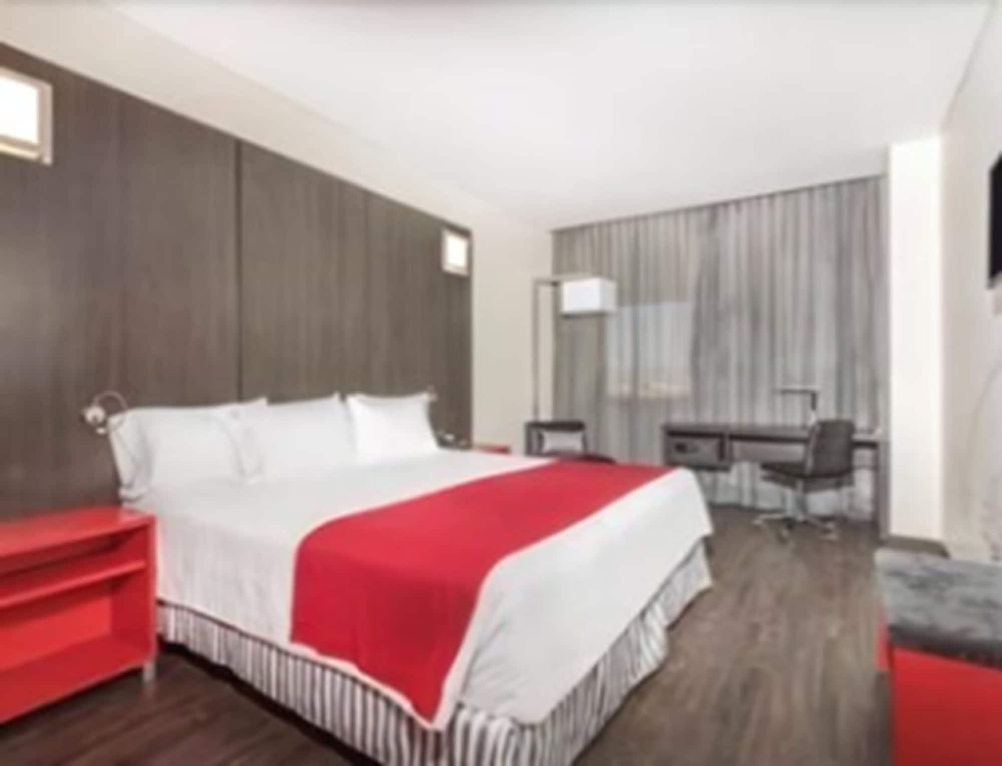 Ramada Encore San Luis Potosí Exteriör bild