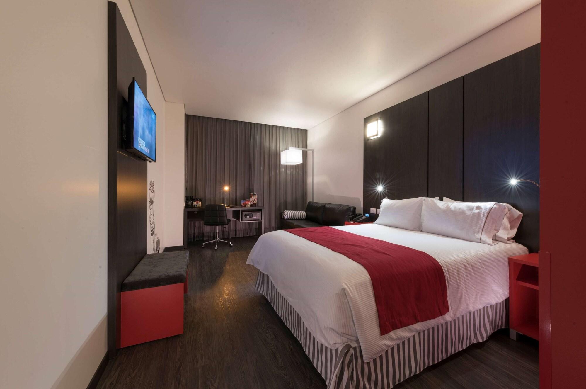 Ramada Encore San Luis Potosí Exteriör bild